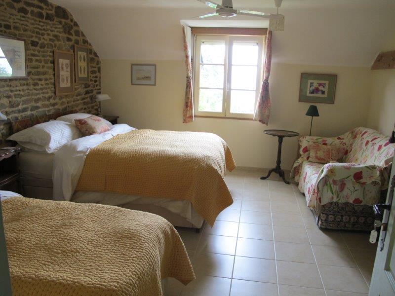 Chambre d'hôtes > Head, Perriers-en-Beauficel