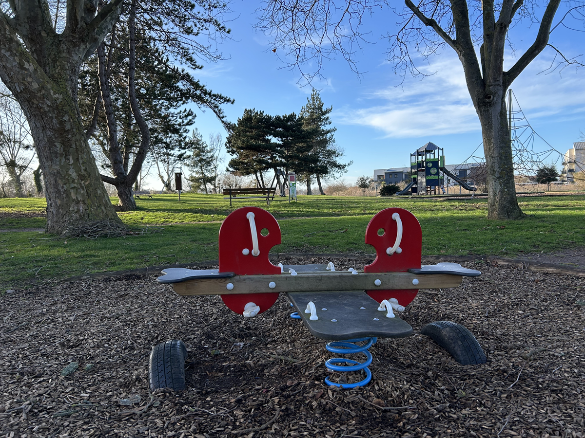 Aire de jeux - Parc du chant des oiseaux, Courseulles-sur-Mer - photo 6