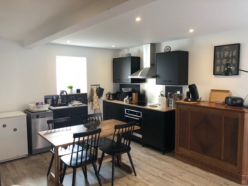 Meublé de tourisme > Gîte de l'hôtel Castel, Couvains - photo 3