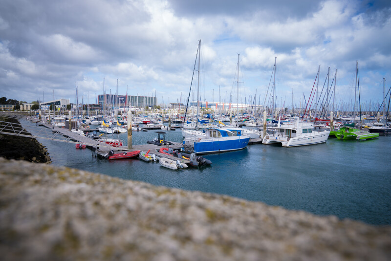 Cherbourg-en-Cotentin < > Brix