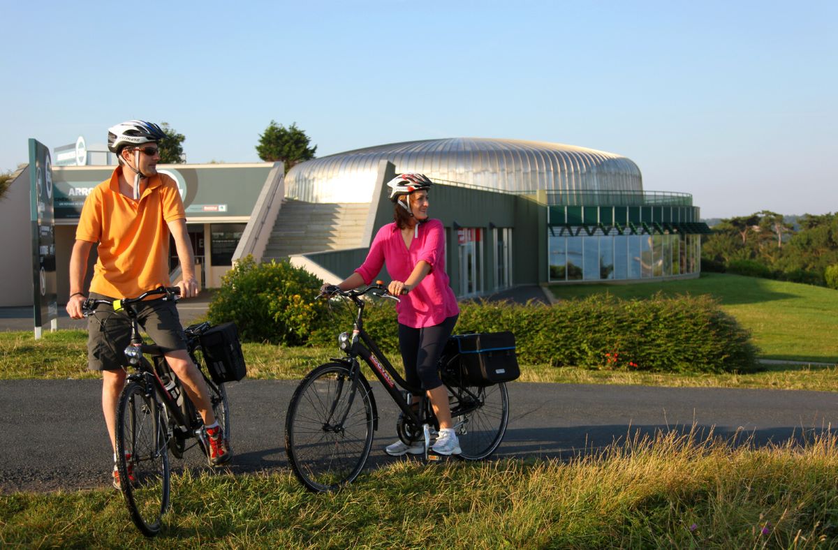 La Vélomaritime  : d'Arromanches à Courseulles-sur-Mer