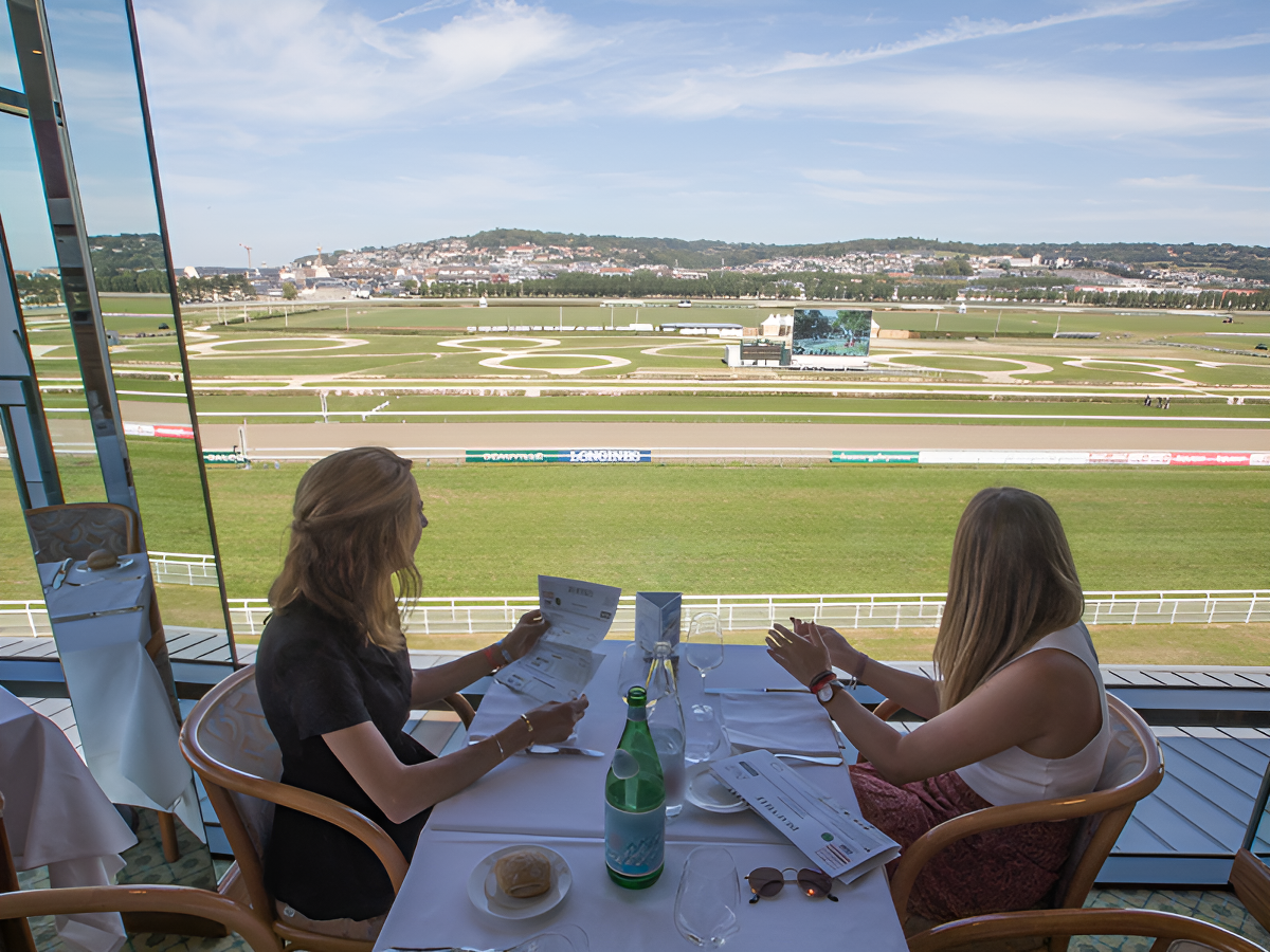 Hippodrome de Deauville-La Touques, Deauville - photo 8