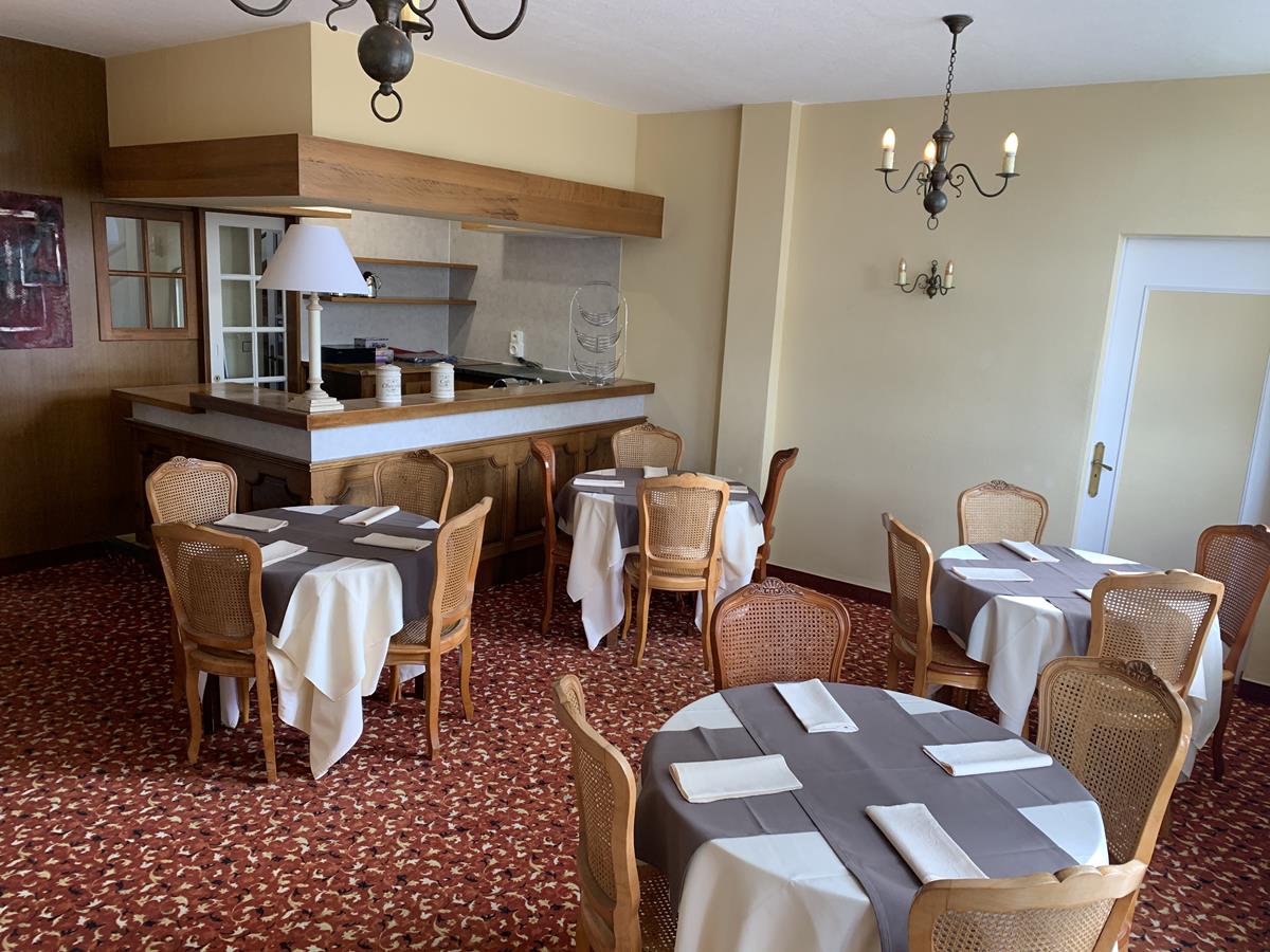 Restaurant Les 3 Rois by YY, Villers-Bocage - photo 9