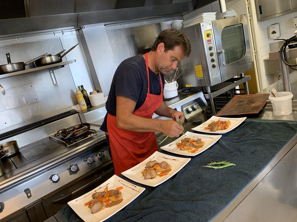 Restaurant Les 3 Rois by YY, Villers-Bocage