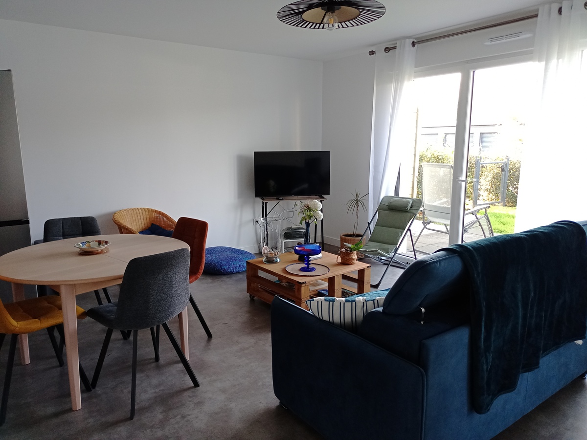 Le Scarabée Bleu - Mme Robineau