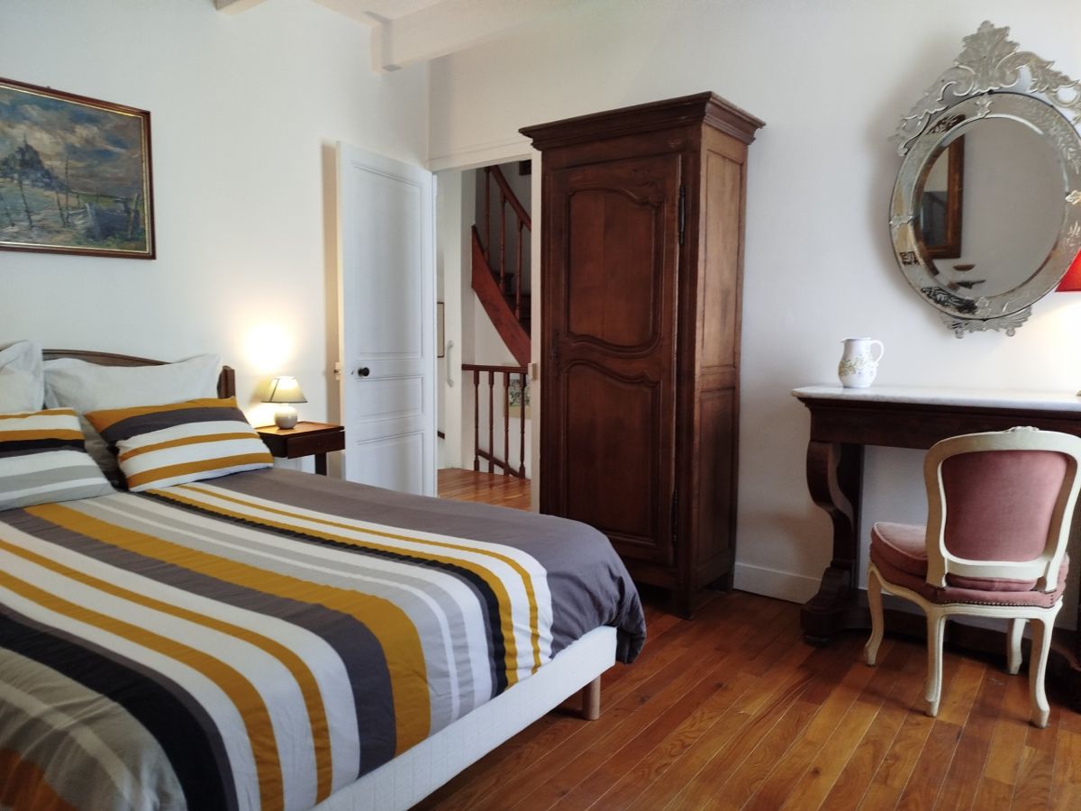 Meublé de tourisme > Gîte les Hirondelles, Saint-Jean-le-Thomas - photo 4