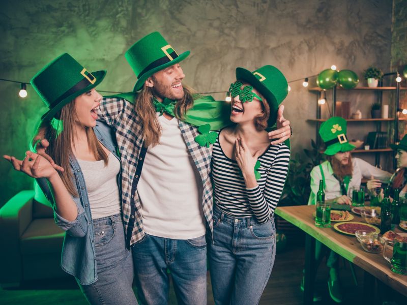 Fête de la Saint Patrick au café