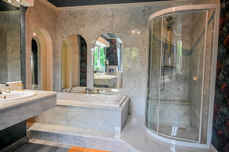 Chambre d'hôtes > La Fontaine dort, Tessy-Bocage - photo 2