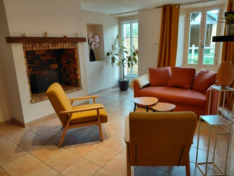 Meublé de tourisme > Gîte des Hortensias, Carantilly - photo 2