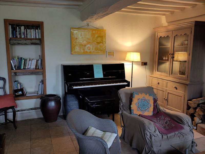 Chambre d'hôtes > Chez Marie Roulotte, Tessy-Bocage - photo 2