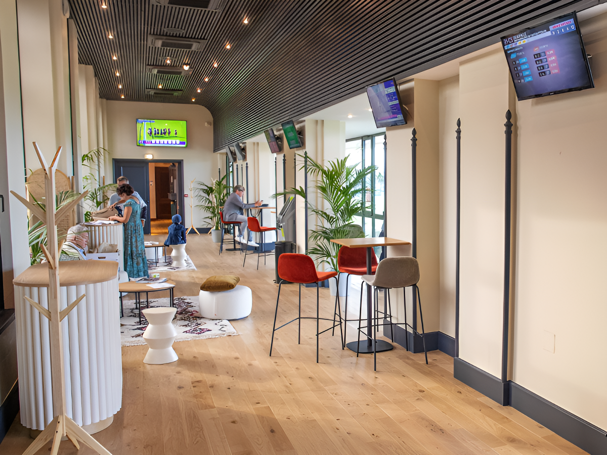 Hippodrome de Deauville-La Touques, Deauville - photo 2