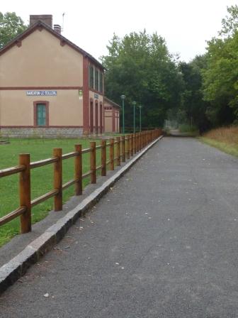 Barenton < > Mortain