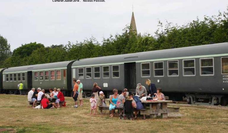 StJeandelaRivière_TrainttouristiqueduCotentin1 StJeandelaRivière_TrainttouristiqueduCotentin1
