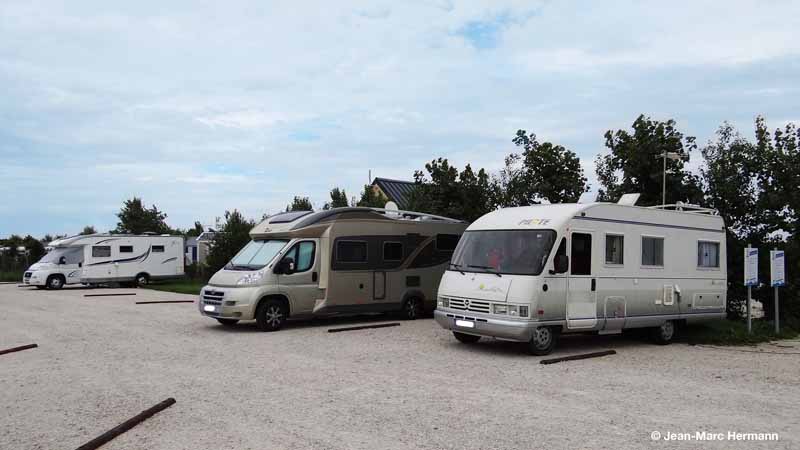 Aire camping-car Park Utah Beach - photo 2