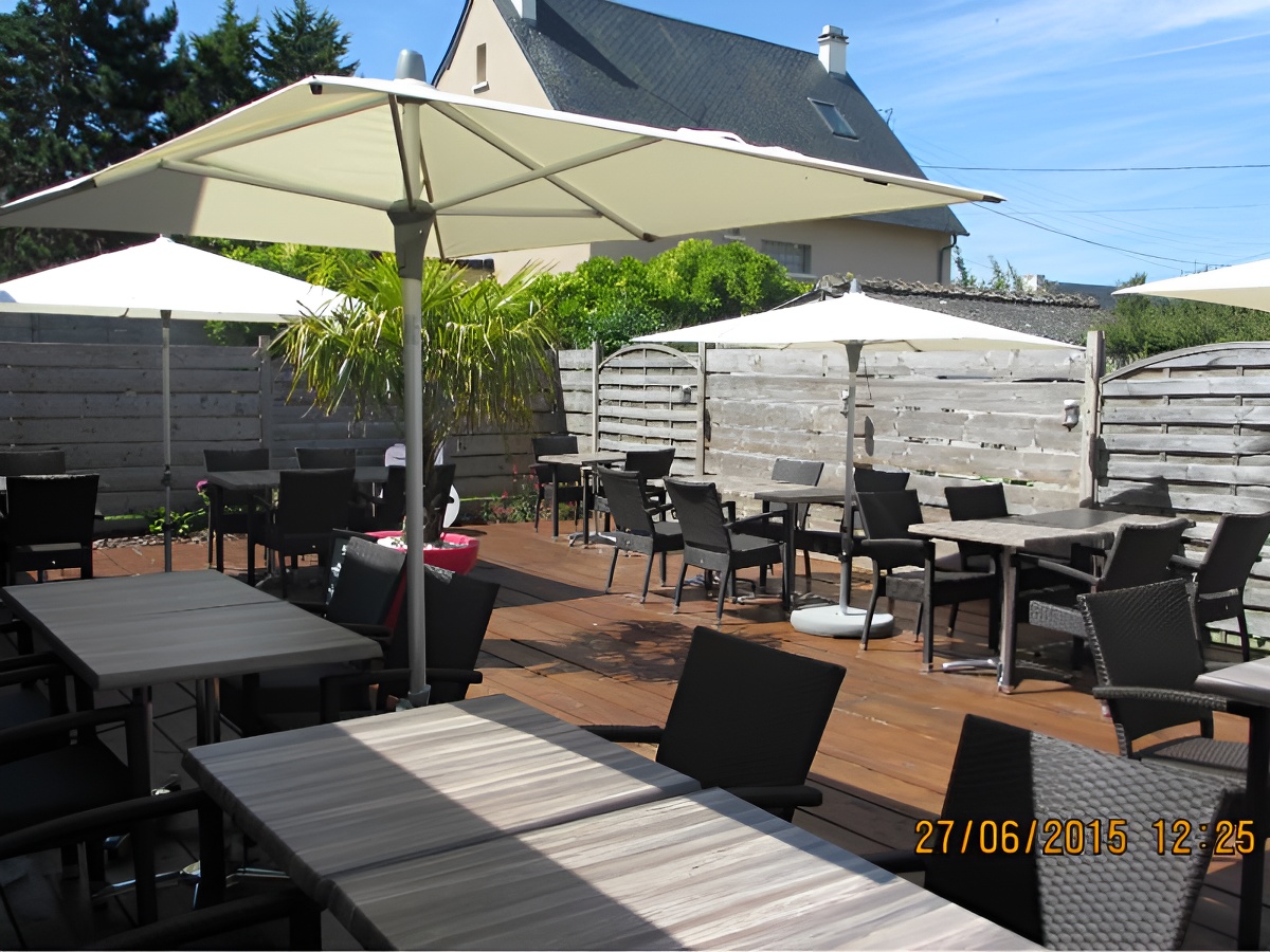 Suzette &amp; Sarrazin