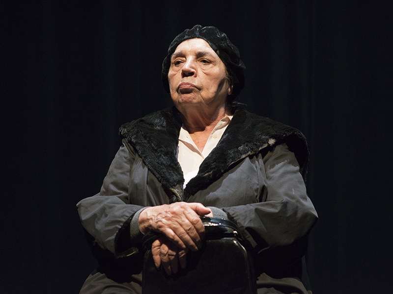 Théâtre : "Mamie Luger"
