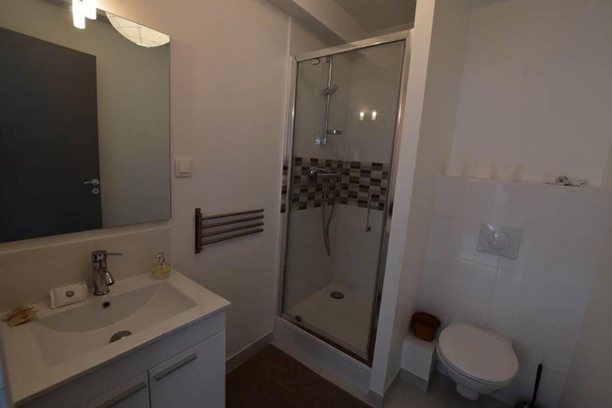 Meublé de tourisme > Villa de la Plage et du Pôle Nautique, La Hague - photo 3