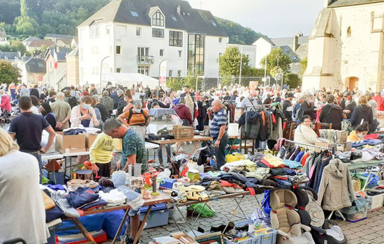 Fête des Greniers Vides