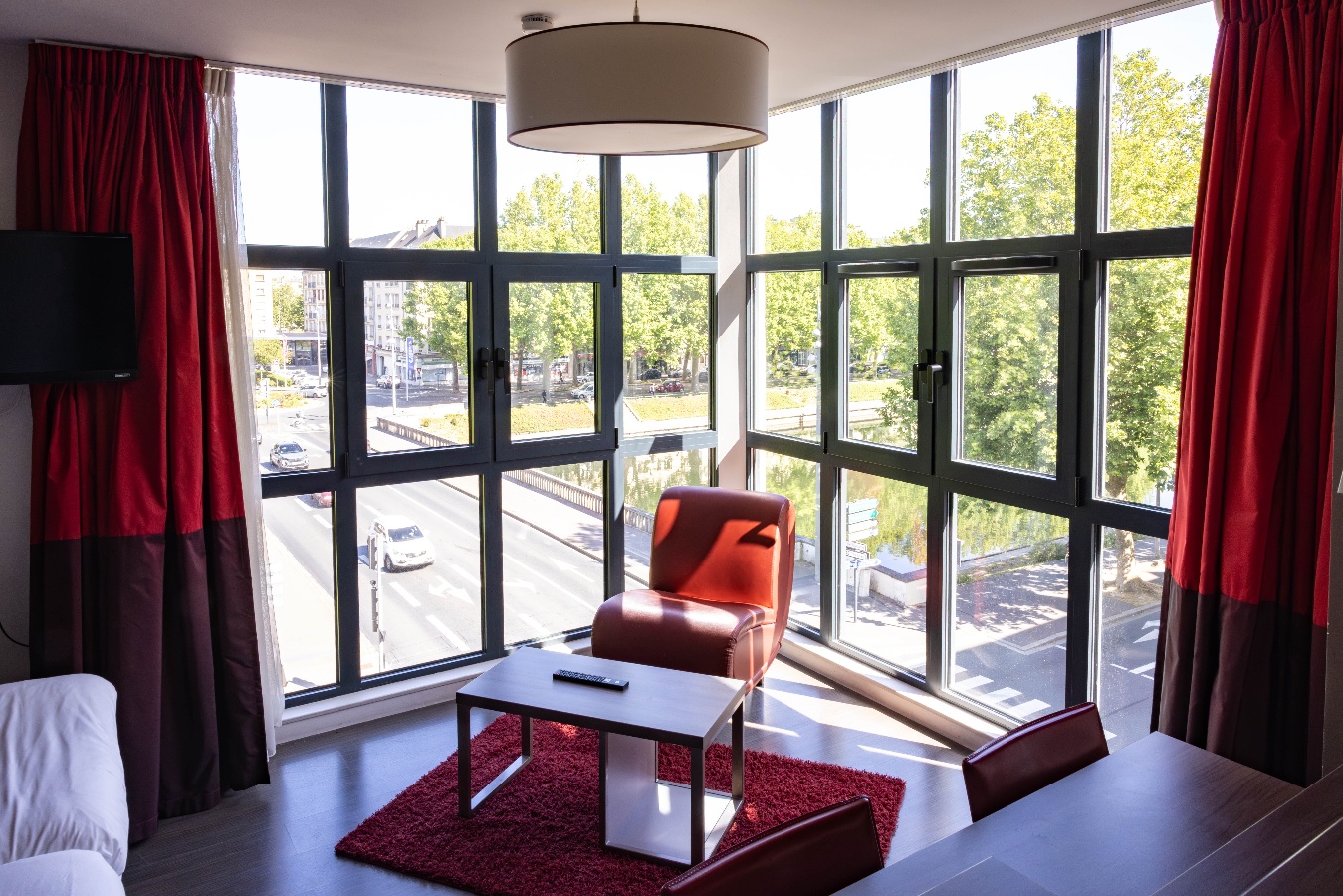 B&B Home Caen Centre Gare - photo 4