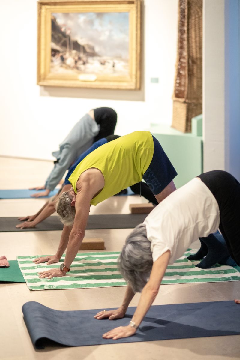 Yoga au musée — visuel événement