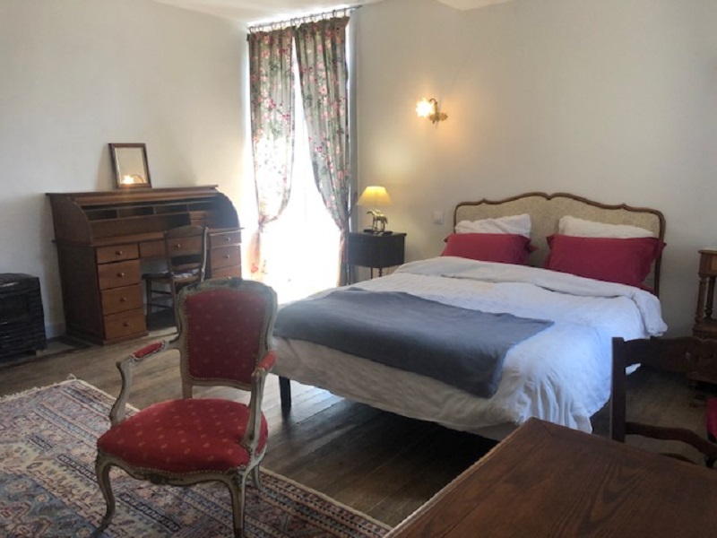 Chambre d'hôtes > Ancien Hôtel aux Moines de Pierrefitte