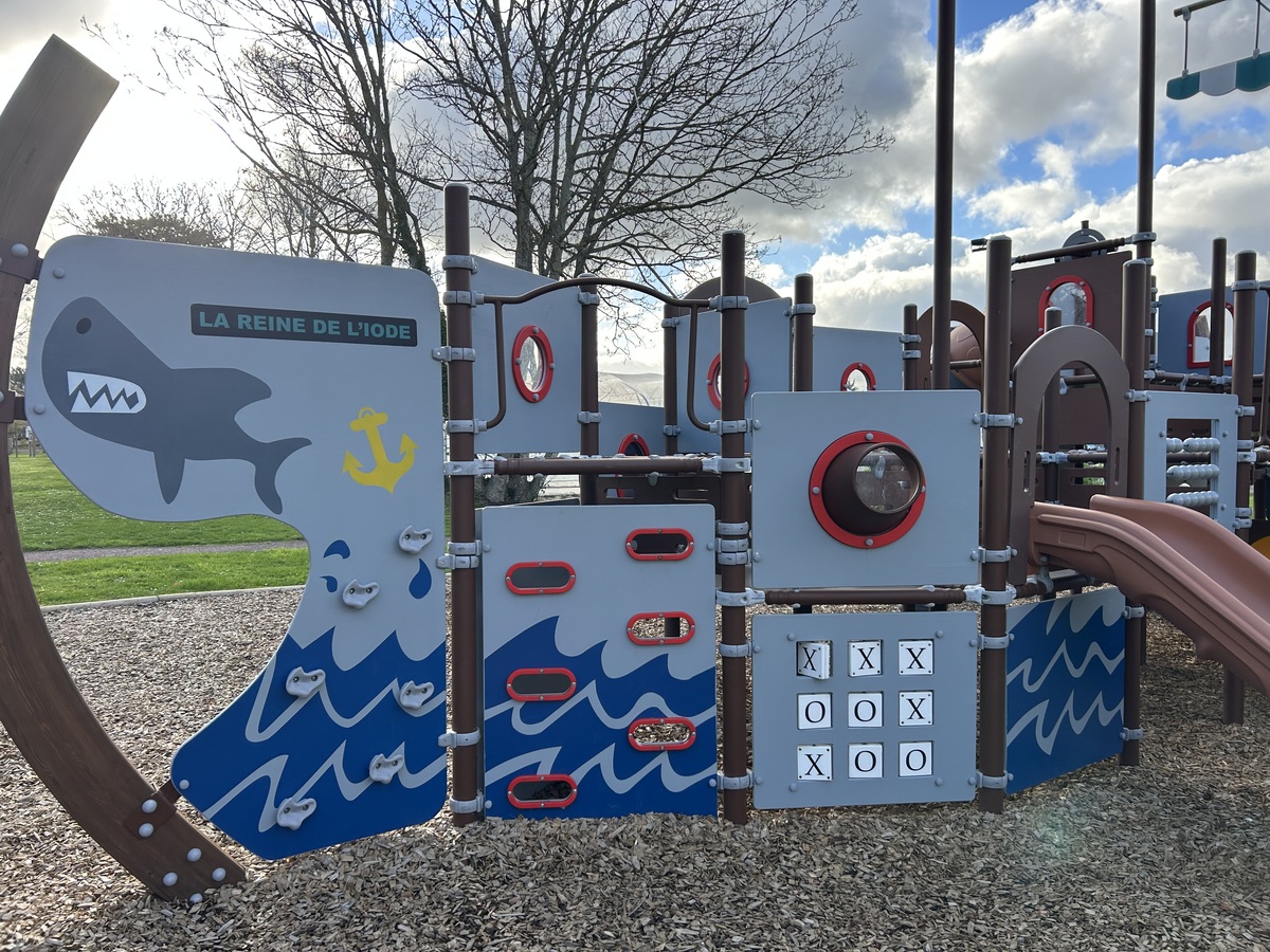 Aire de Jeux - Parc Pillier, Saint-Aubin-sur-Mer - photo 3