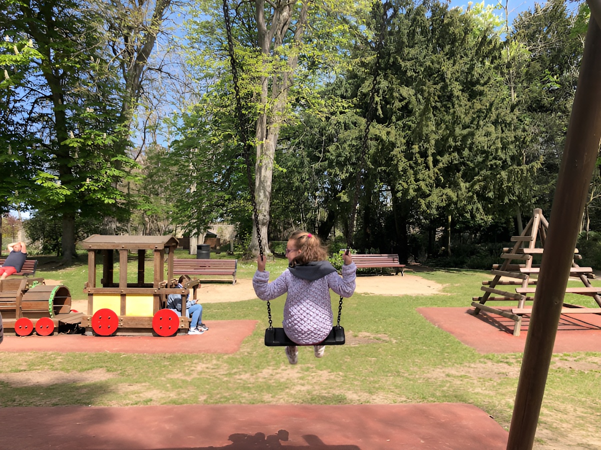 Aire de jeux - Parc de la Baleine - photo 4
