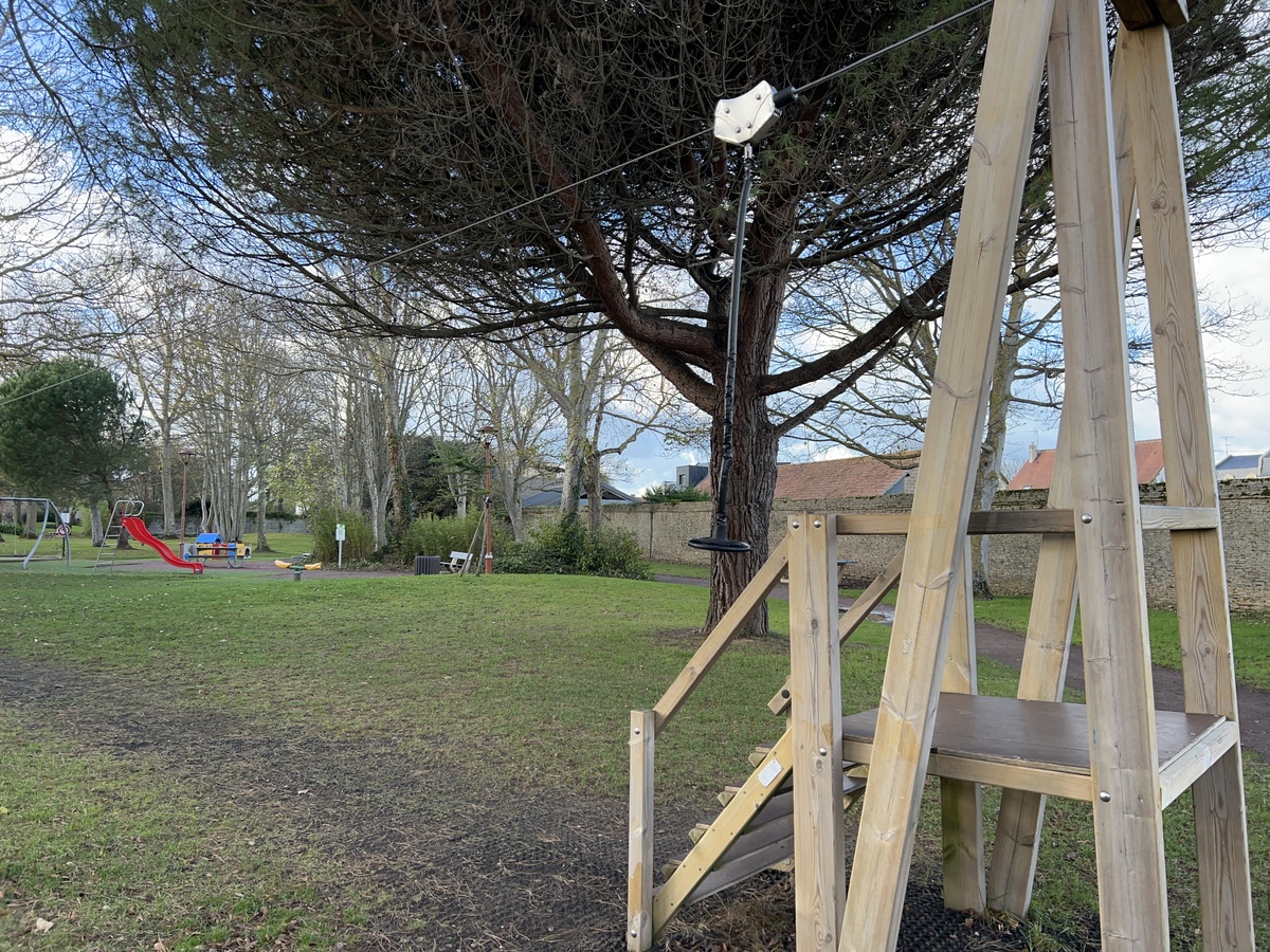 Aire de Jeux - Parc Berthélémy, Bernières-sur-Mer - photo 9