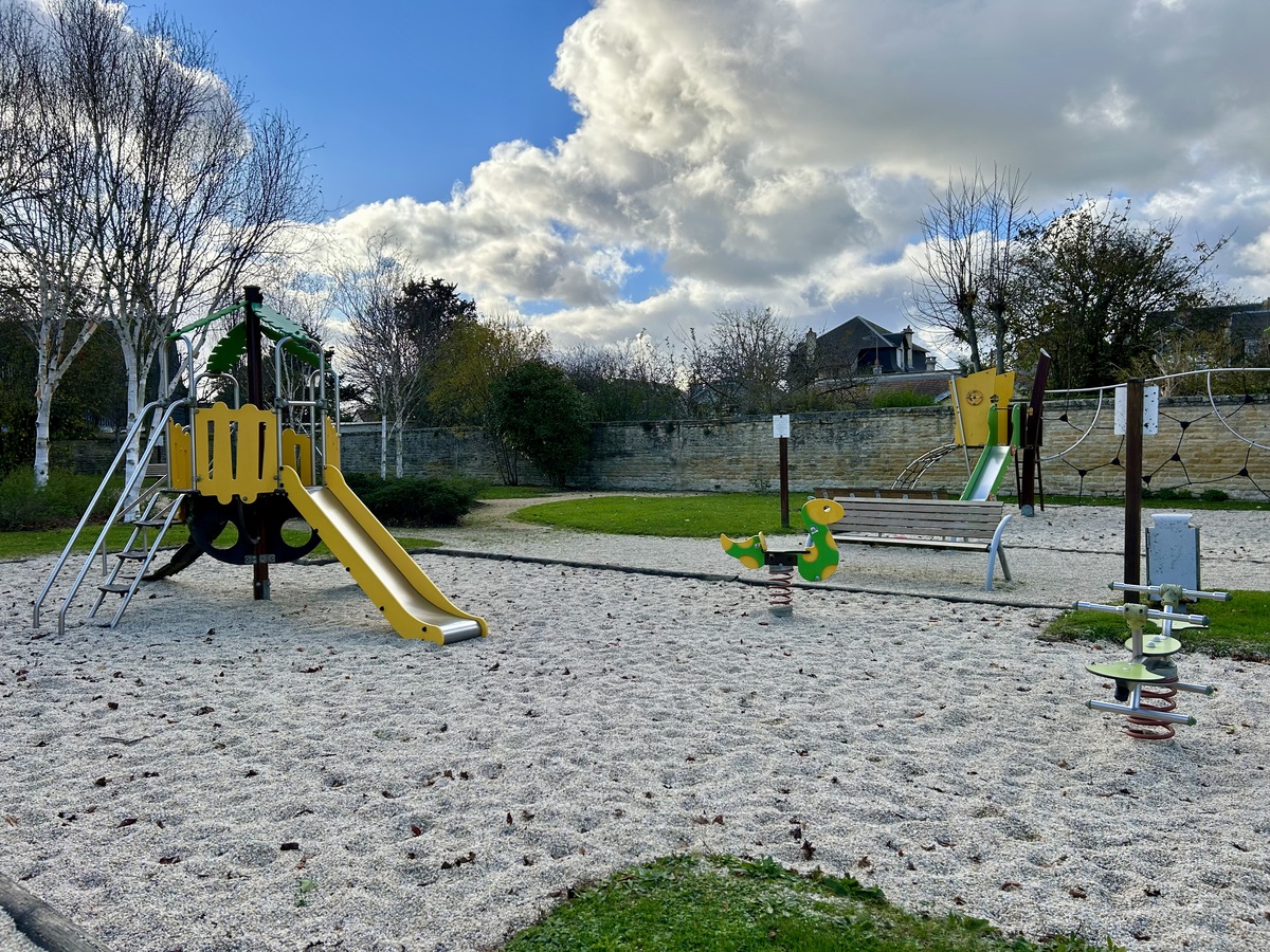 Aire de Jeux - Square Paul Hébré