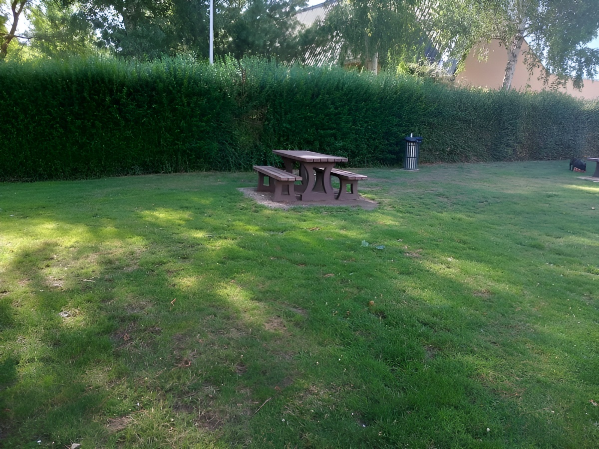 Aire de pique-nique - Rue Créton - Lisieux