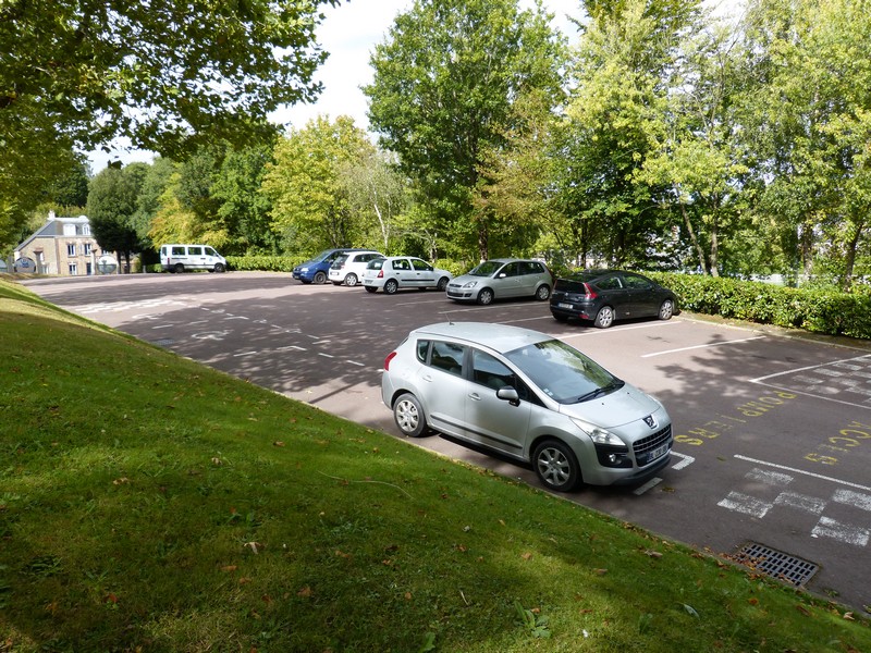 Aire de Pique Nique > Parc des sports - photo 4