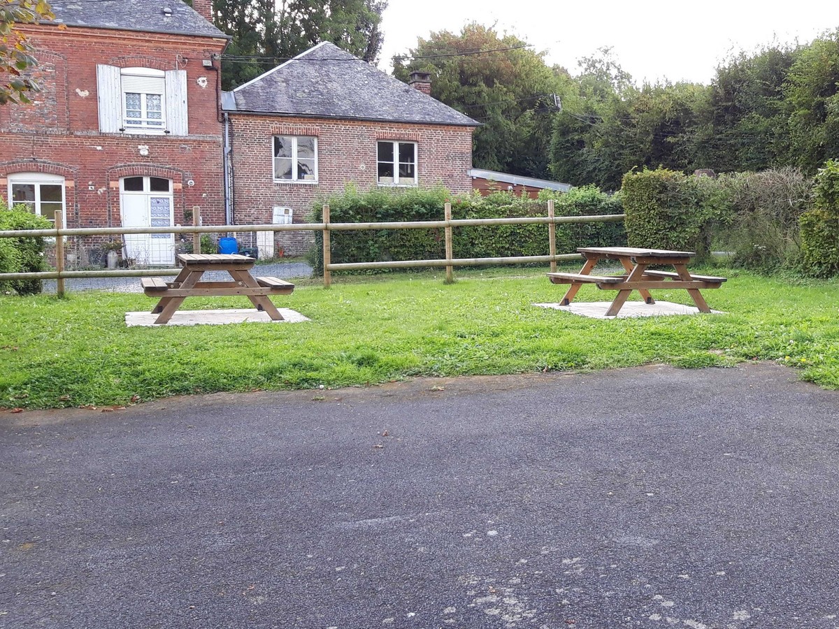 Aire de pique-nique - Montviette - Saint-Pierre-en-Auge