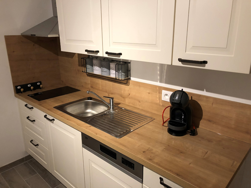 Meublé de tourisme > La Maison au pied de la roche