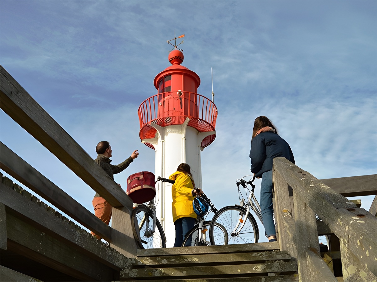 Visites guidées à pied ou à vélo avec Les balades de la Côte fleurie, Villers-sur-Mer