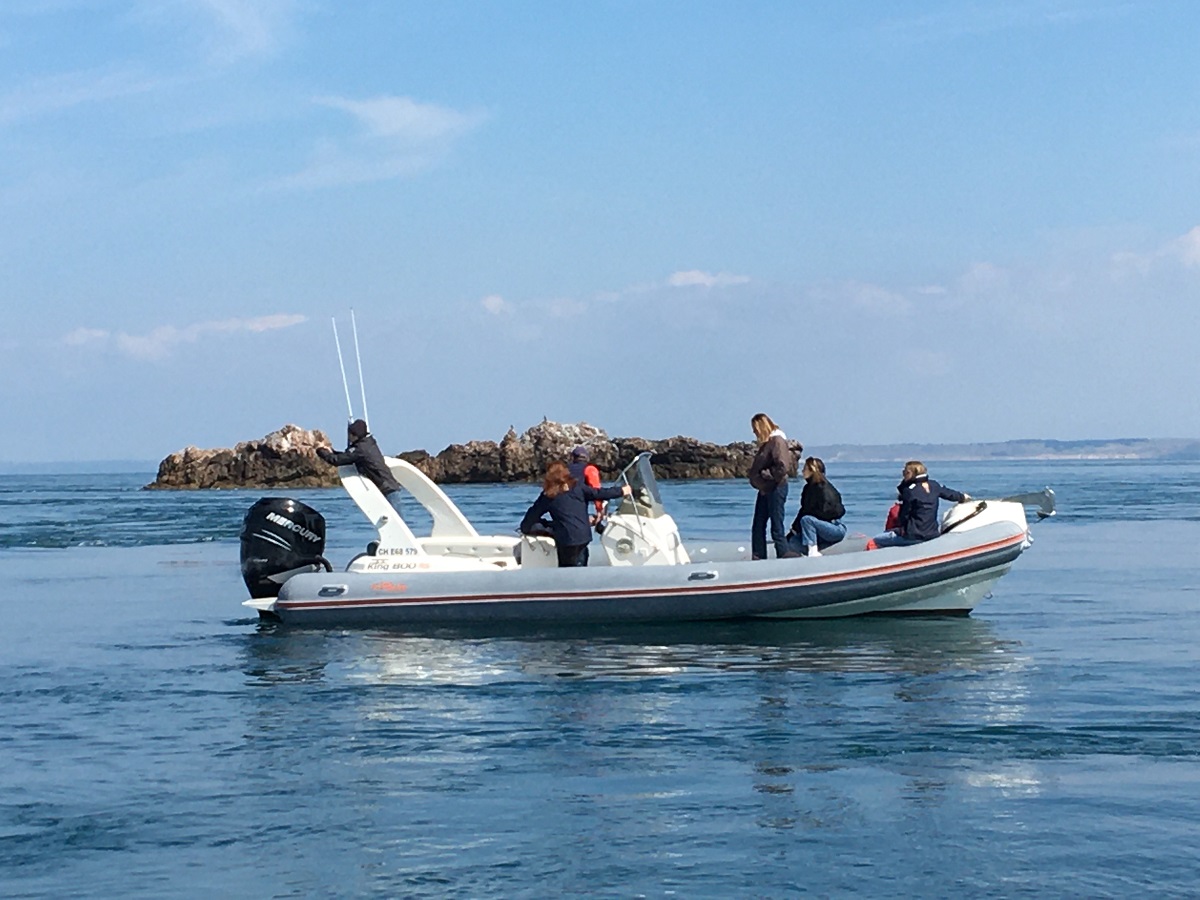 Location de bateau avec skipper pour sortie pêche en mer > Carteret Yachting