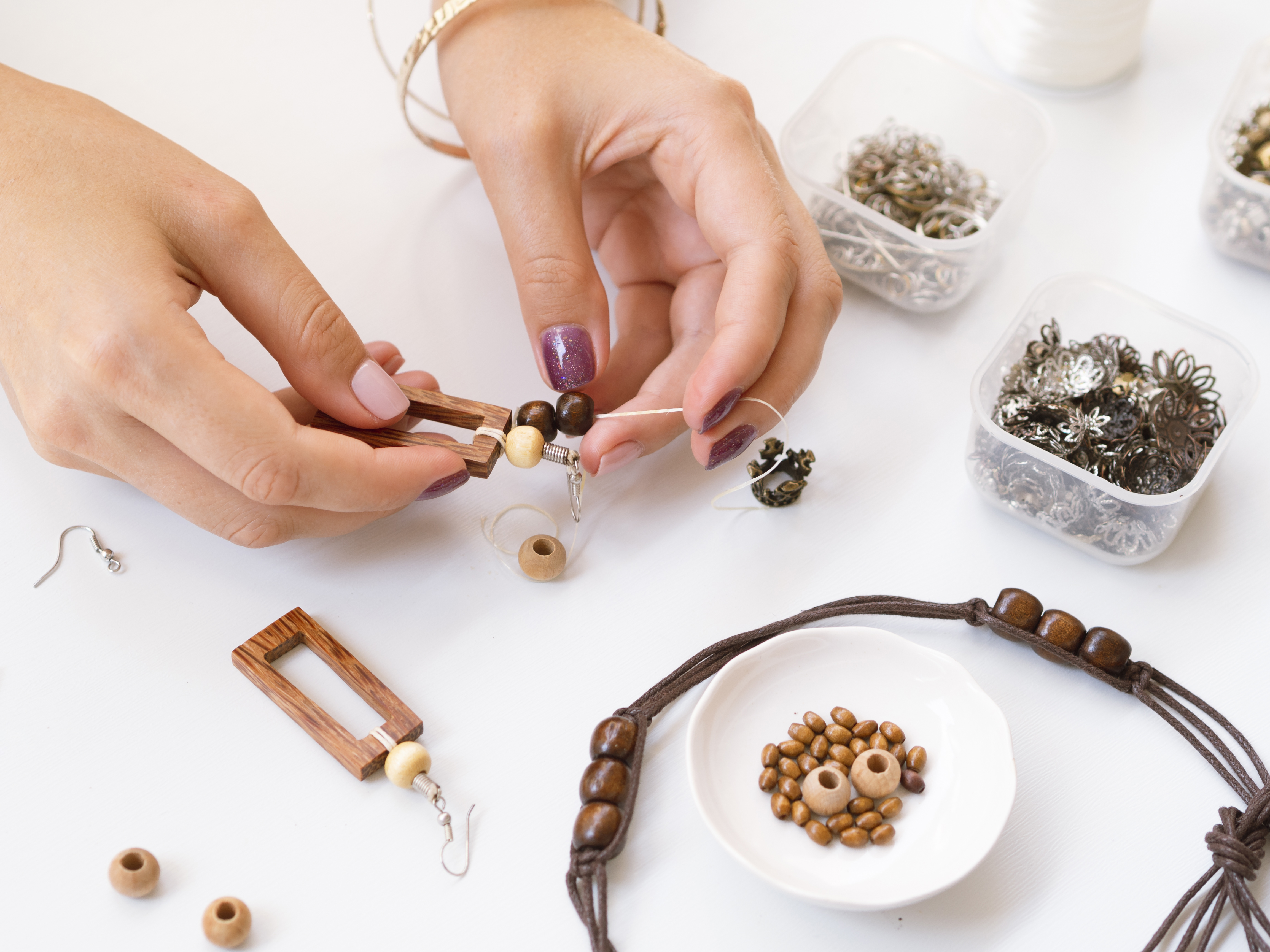 Venez fabriquer des boucles d'oreille