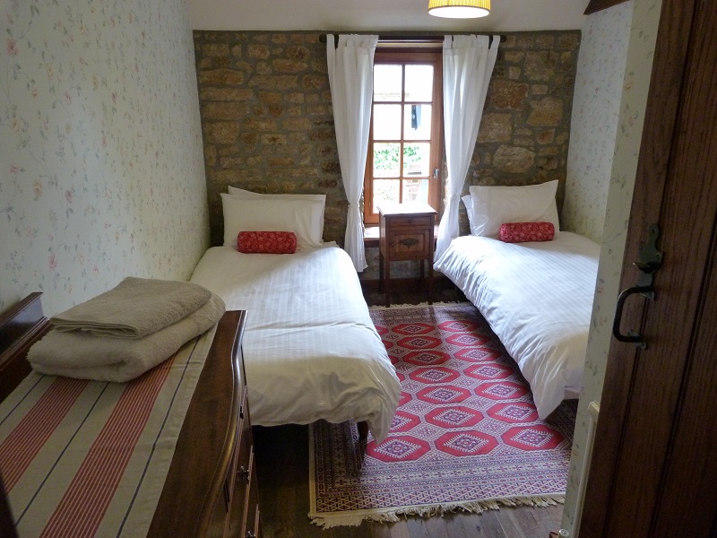 Meublé de Tourisme > The Cottage, Buais-Les-Monts - photo 3