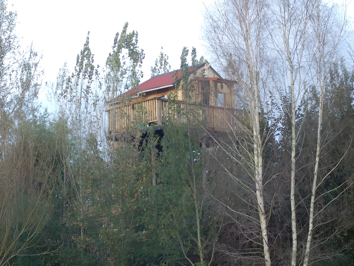 Cabane de charme "dans les airs" — Hébergements insolites à Calvados