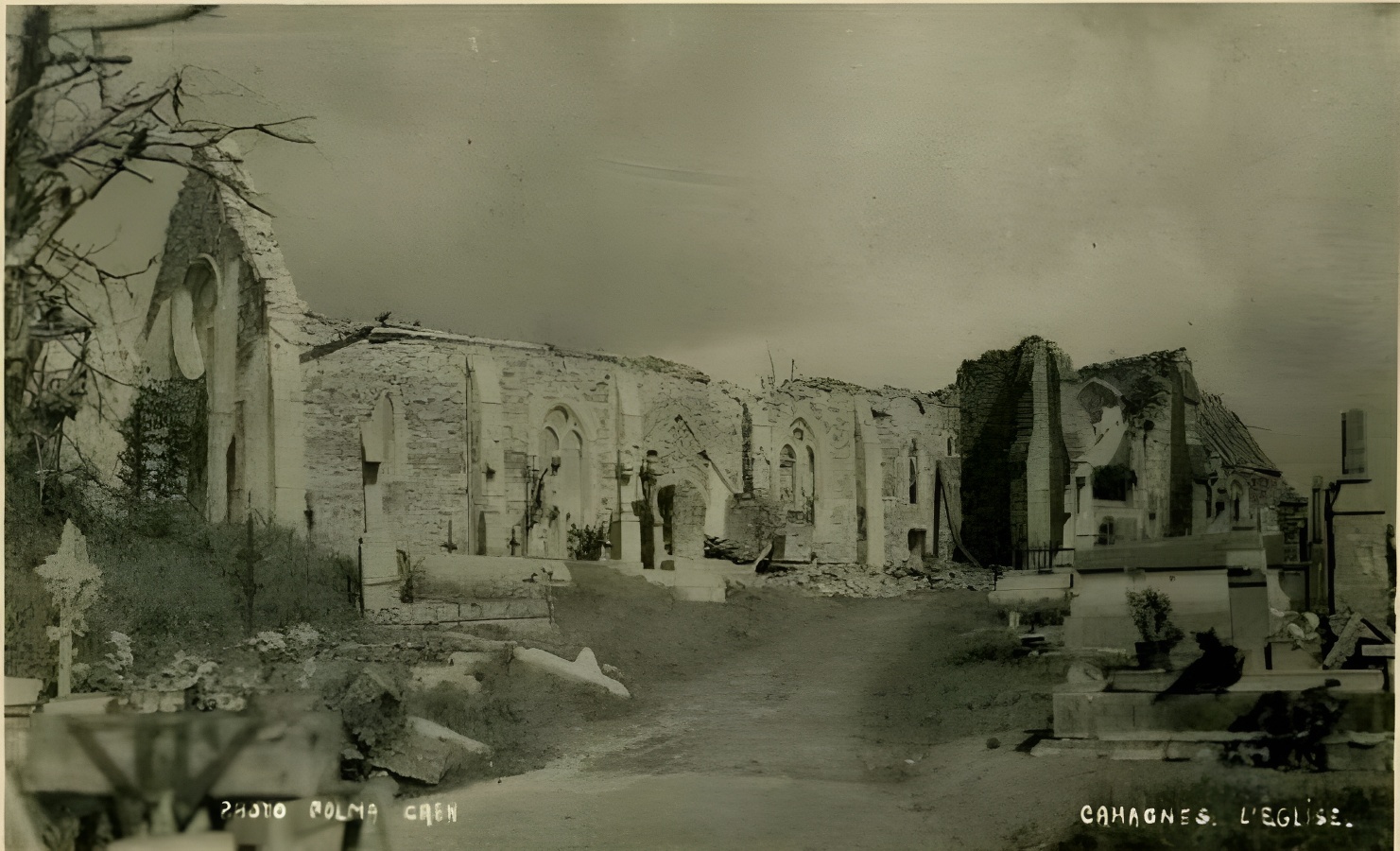 Eglise de Cahagnes, Cahagnes