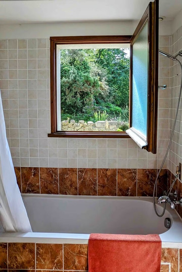 Meublé de tourisme > The Barn, Villebaudon - photo 9