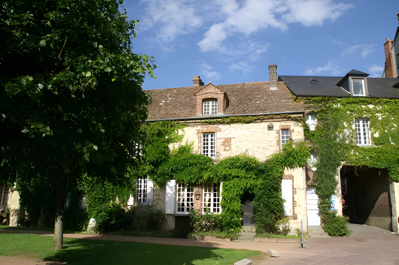 Village sauvegardé de Beaumont en Auge, Beaumont-en-Auge - photo 2