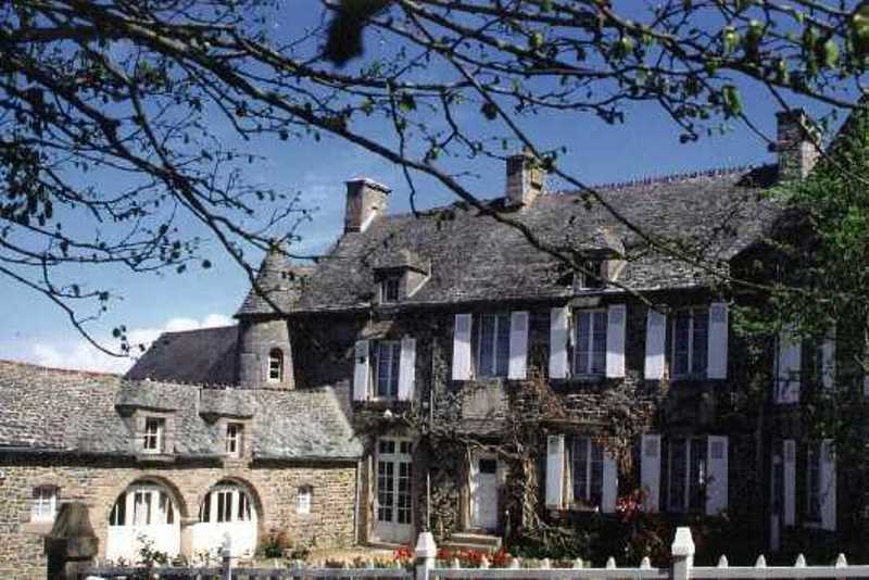 Chambres d'Hôtes > Le Valciot - La Tourelle, chambre d'hôtes à Siouville-Hague