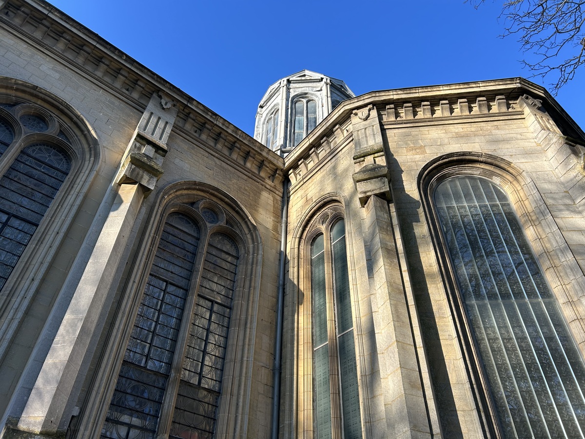 Chapelle Notre-Dame-de-Fidélité aux verrières Lalique, Douvres-la-Délivrande - photo 2