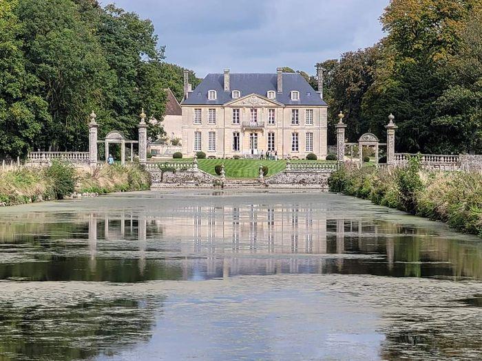 Visite guidée des extérieurs du Château de Creullet