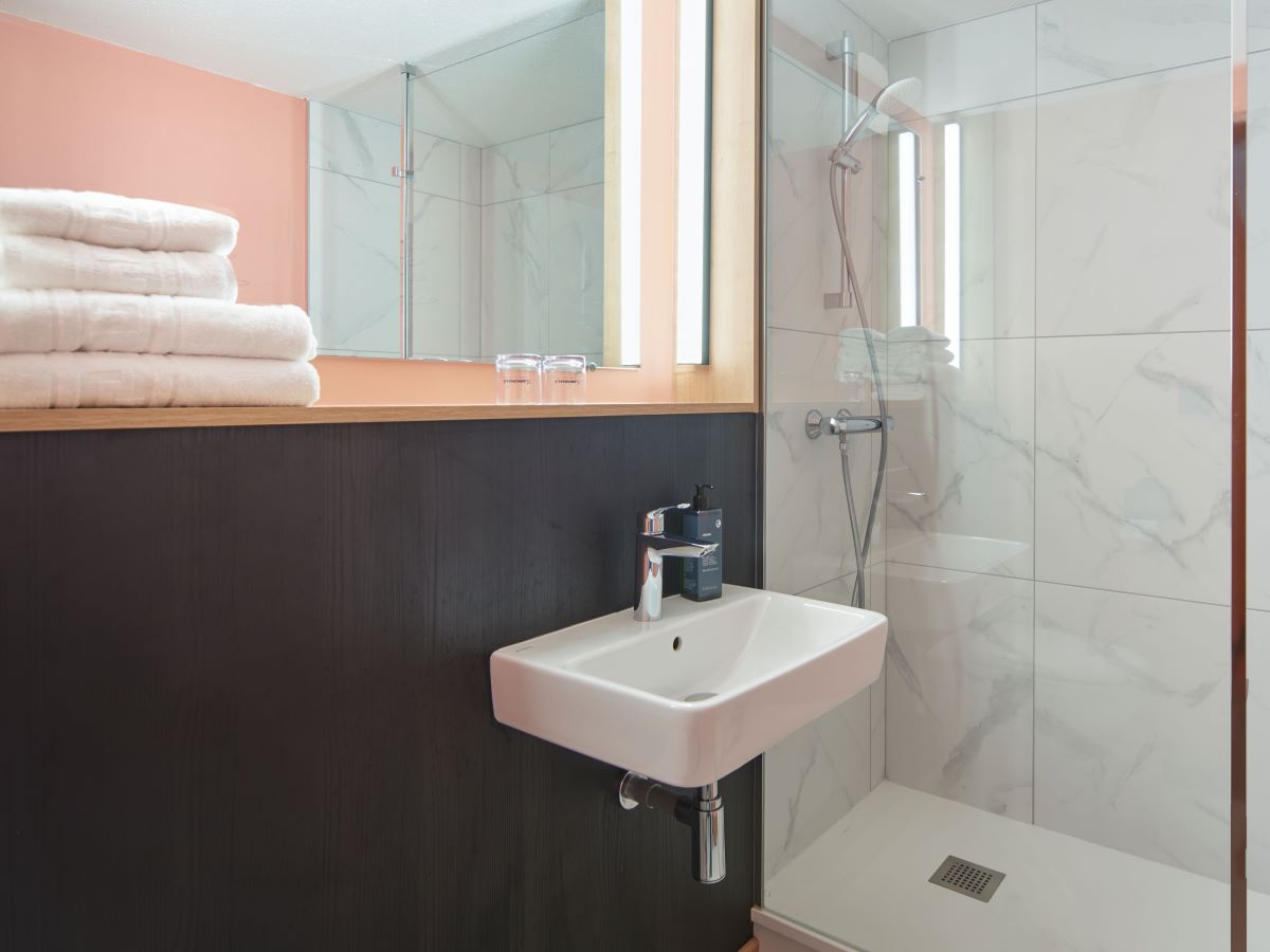 The Originals City, Hôtel A Pic, Cherbourg-en-Cotentin - photo 2