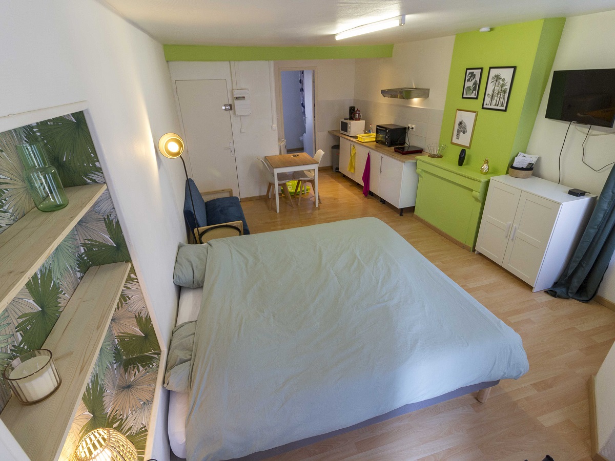 Meublé de tourisme > Le First