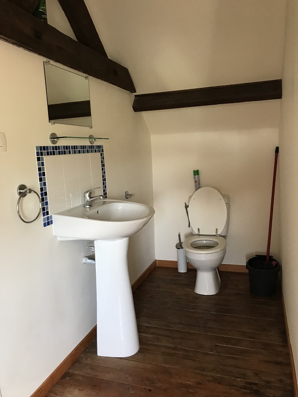 Meublé de tourisme > Gîte du Haut Quesnay, Le Dézert - photo 11