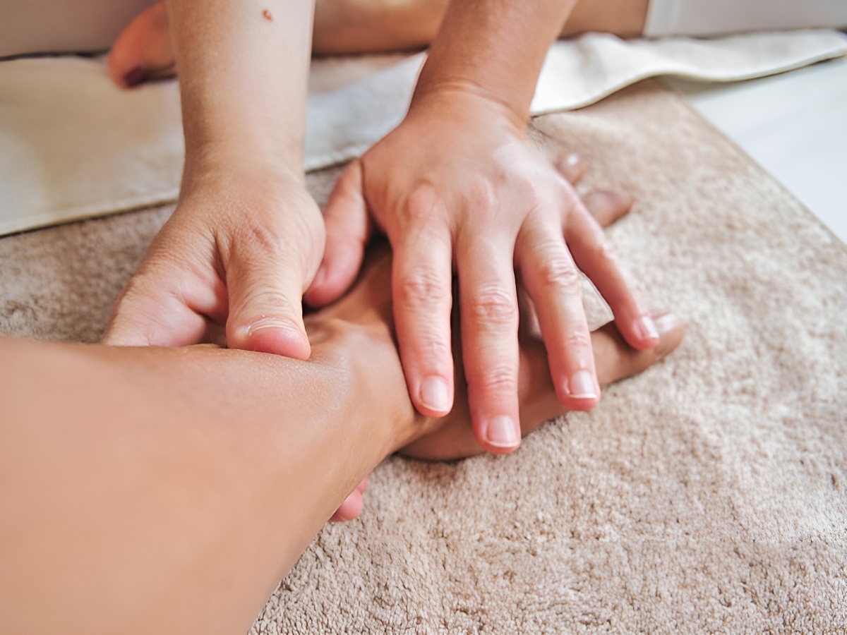 Shiatsu en famille sur la plage de Deauville