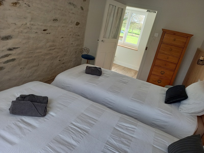 Meublé de tourisme > Gîte de la Roche Torin, Courtils - photo 5