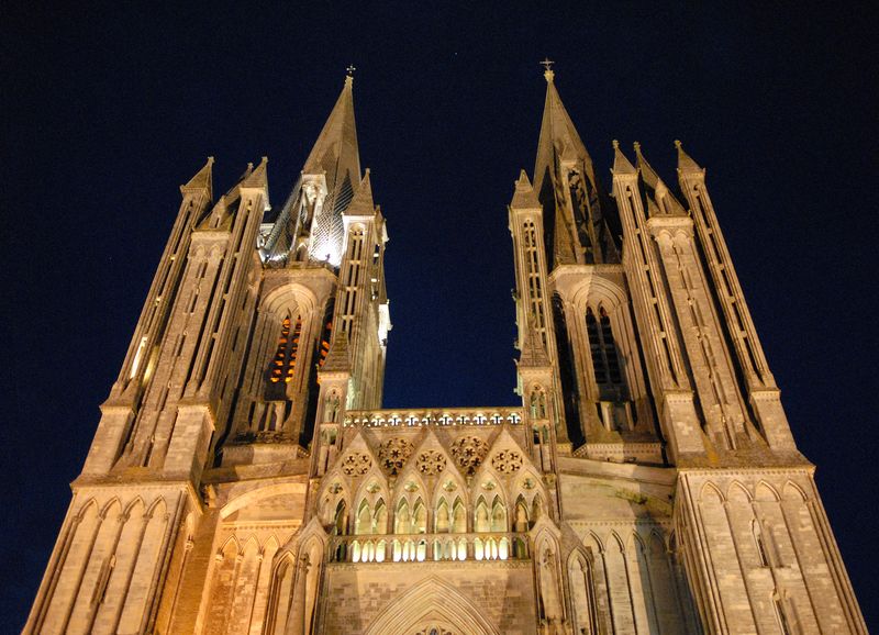 Les chemins du Mont-Saint-Michel - Chemin de Cherbourg - Ancteville - Hauteville-sur-Mer